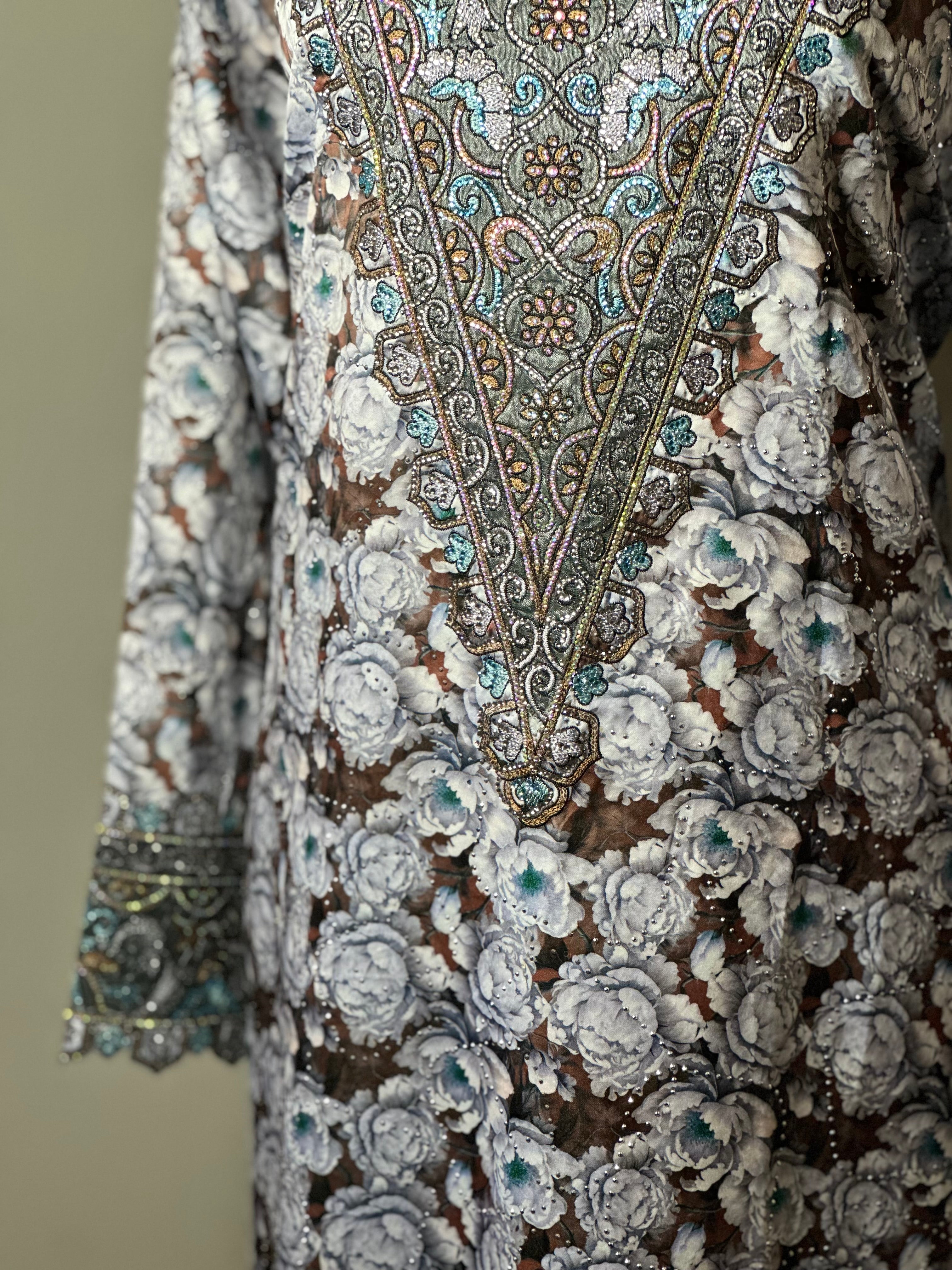 High Neck MAkhawar