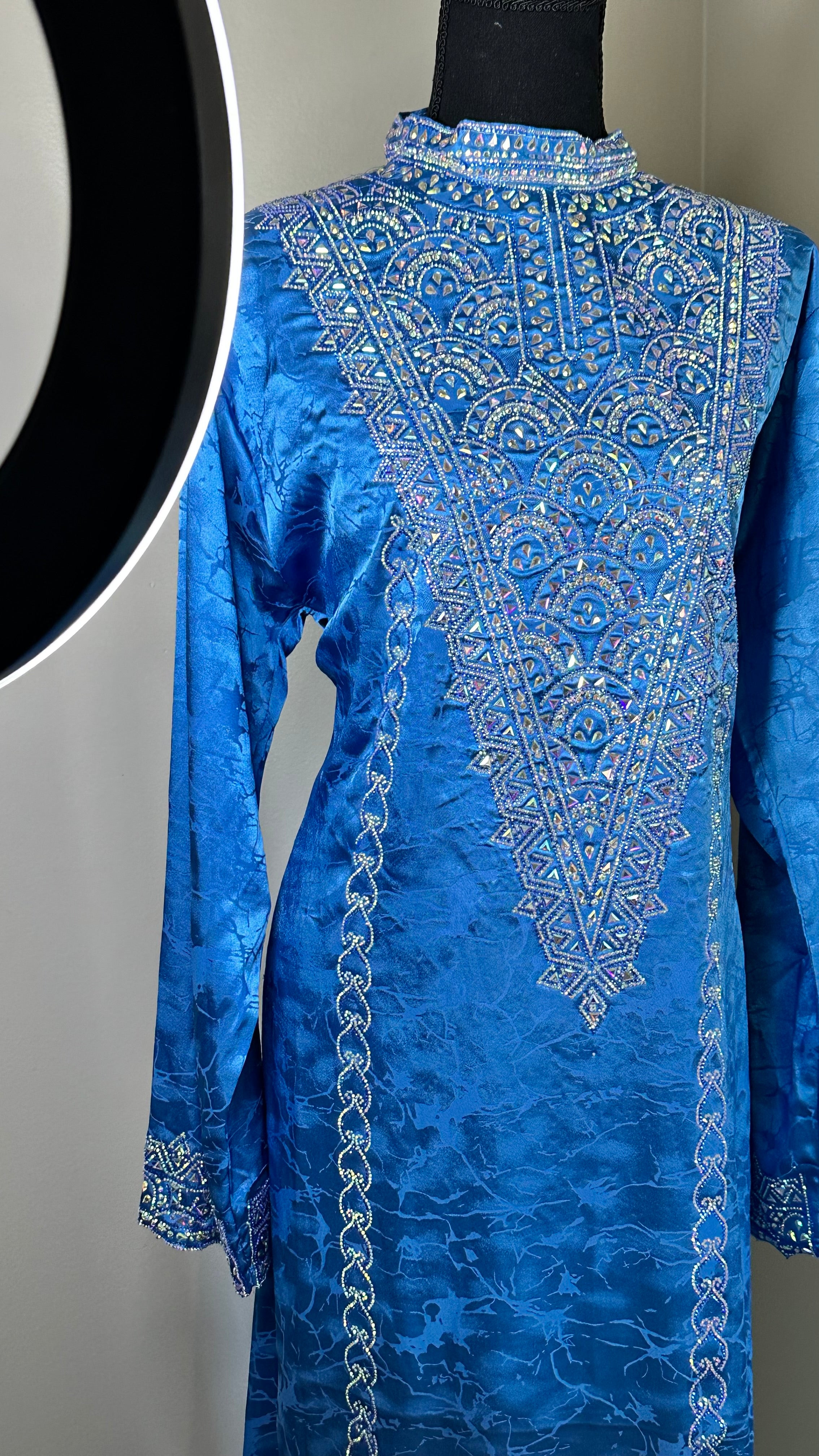 Italian Silk Makhawar